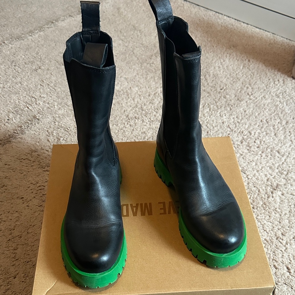 Steve Madden Black Leather Boots with Green Soles